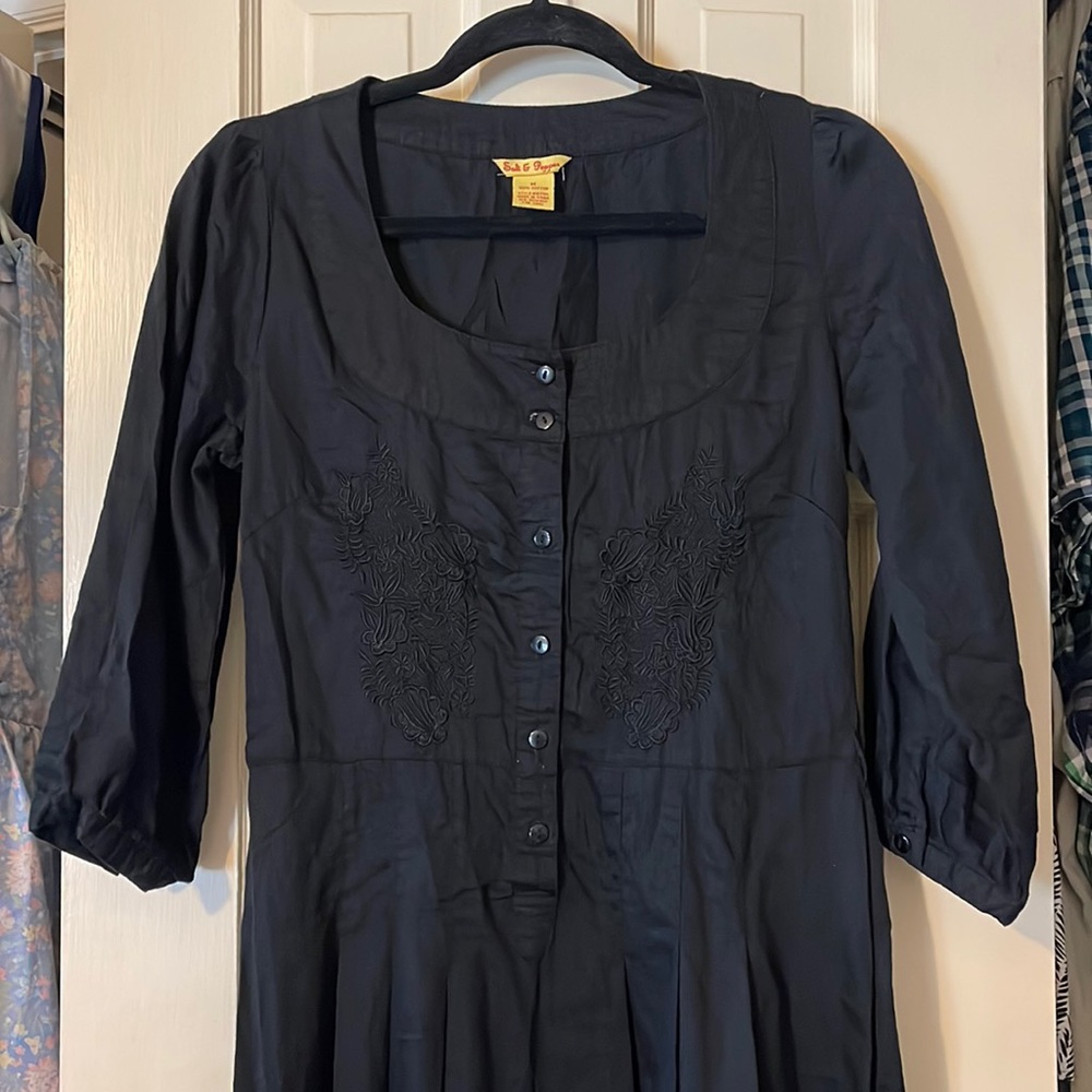 Salt & pepper fit, and flare Embroider Dress